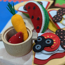 Load image into Gallery viewer, Felt Pizza