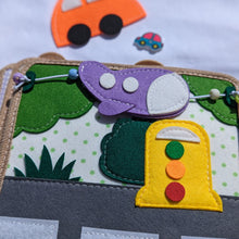 Load image into Gallery viewer, Sensory Busy Book- Giraffe