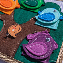 Load image into Gallery viewer, Sensory Busy Book- Giraffe