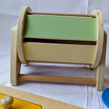 Load image into Gallery viewer, Spinning Drum