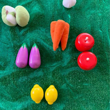 Load image into Gallery viewer, Sensory Play Scarves
